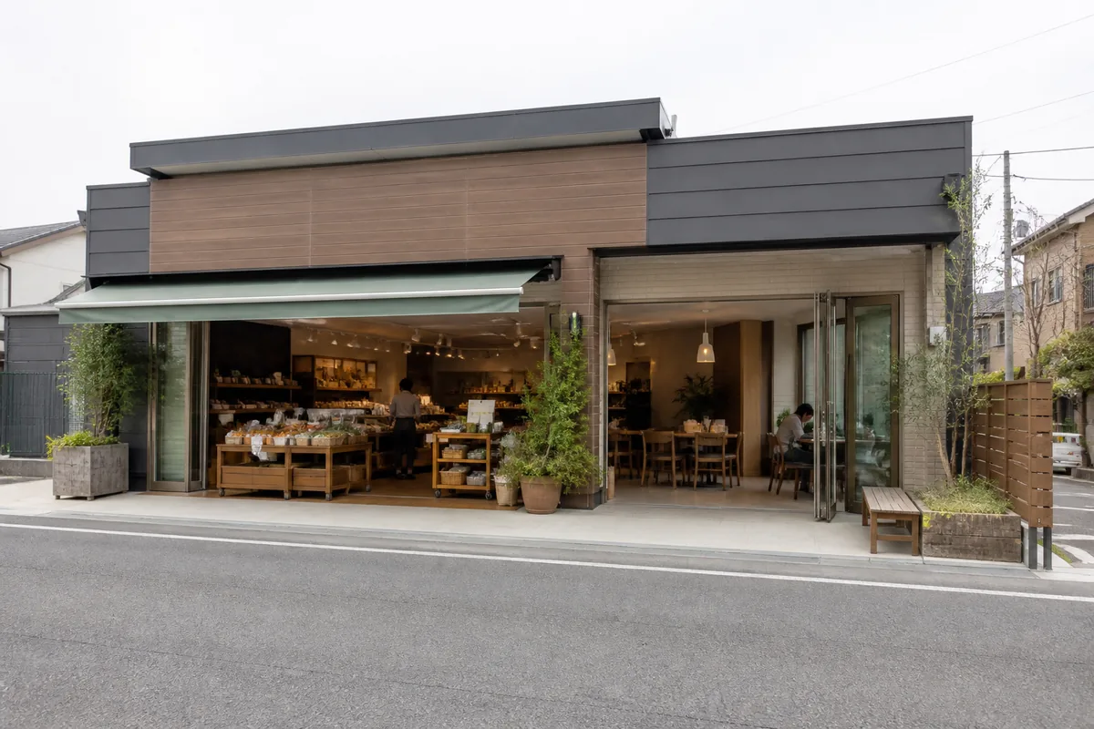 自然食品店の雰囲気を表したAI生成イメージ（元気な野菜たちのっぽくんの実写ではありません）